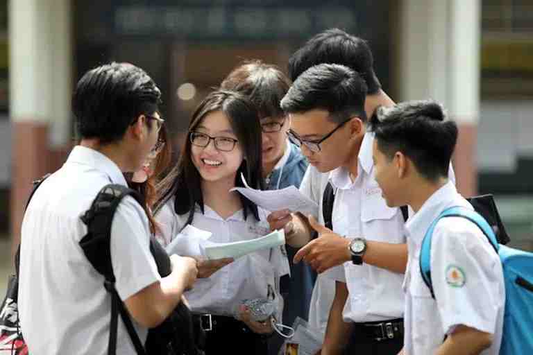 Đạt 15 điểm khối A nên học trường nào? Gợi ý trường phù hợp 2026
