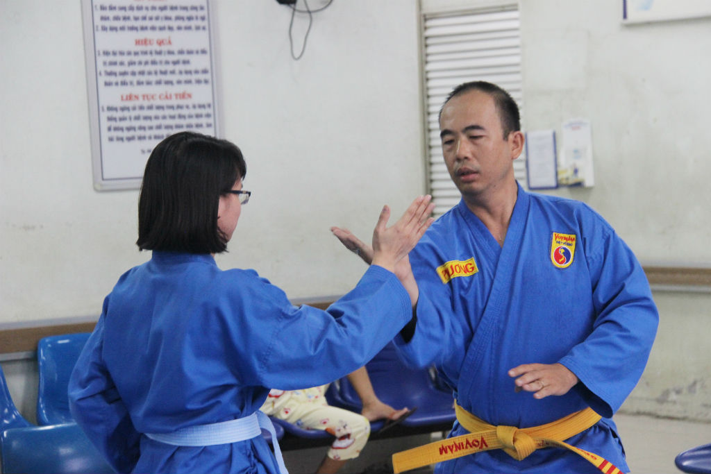 Bác sĩ có nên tự bảo vệ mình bằng cách học võ không?