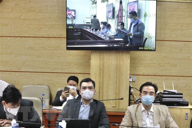 Bộ trưởng Y tế: Xuất hiện hiện tượng nhà xe gom khách từ vùng có dịch