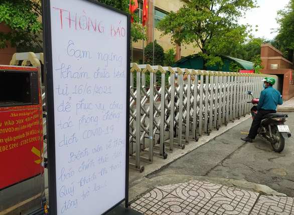 BV Đại học Y dược TP.HCM tạm dừng tiếp nhận bệnh nhân do có nhân viên dương tính với SARS-CoV-2