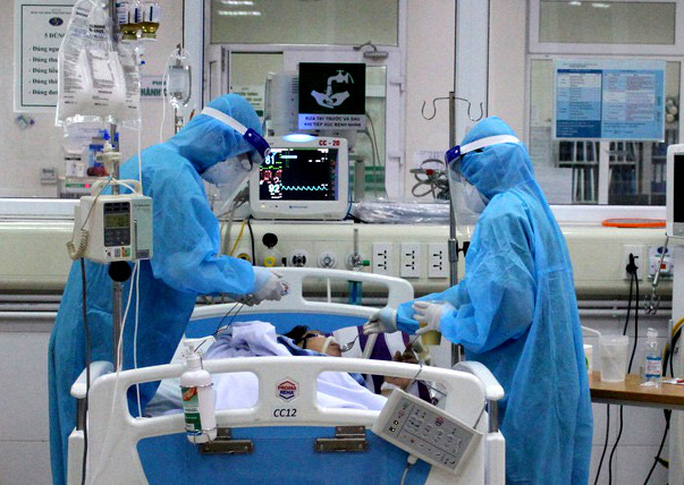 Hai bệnh nhân Covid-19 rất nguy kịch, phải can thiệp ECMO