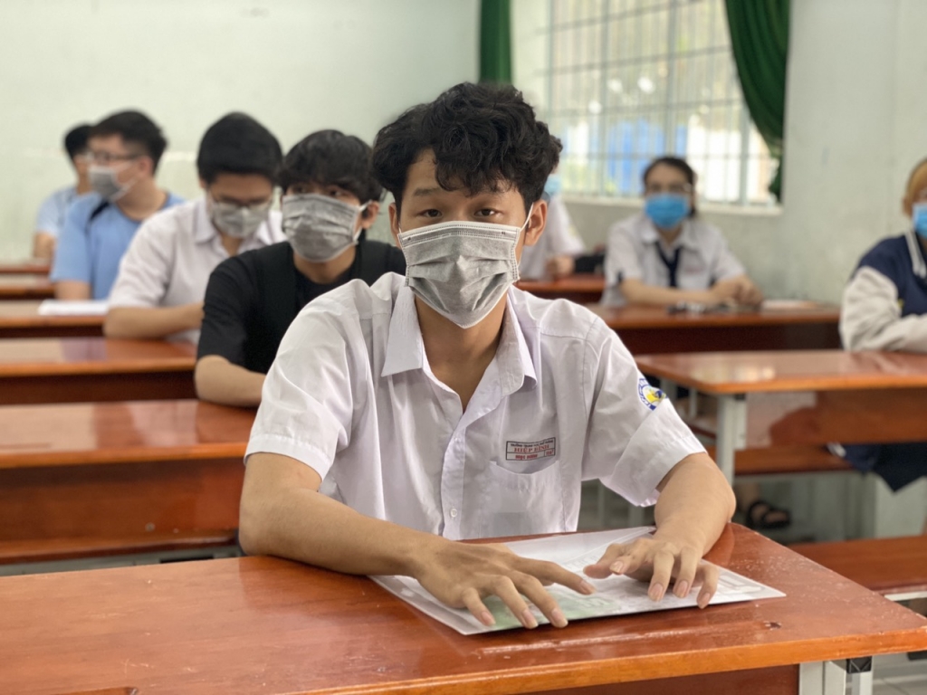 Nhiều trường kiến nghị Bộ GD-ĐT tăng độ khó của đề thi THPT