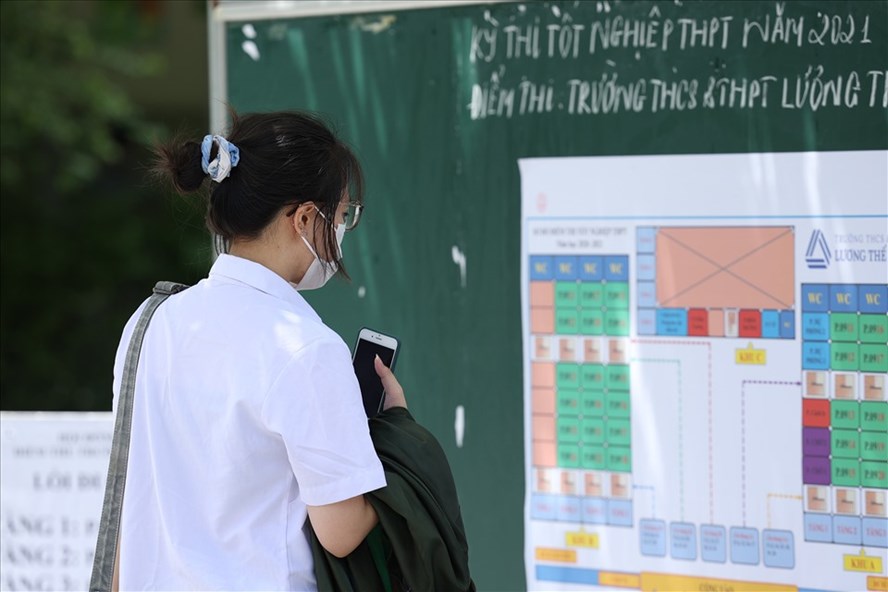 Thí sinh không nên tham quá nhiều kỳ thi riêng