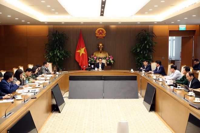 Yêu cầu Bộ Y tế đề xuất cơ chế áp dụng 'hộ chiếu vaccine'