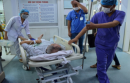 Bác sĩ BV nhà nước: làm từ 4h sáng, sẵn sàng bị khiếu kiện bất cứ lúc nào