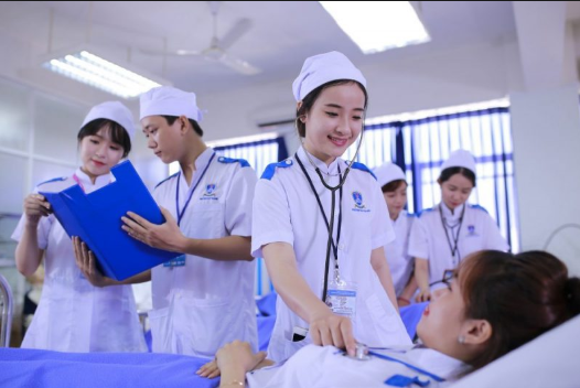 Chính thức chốt học phí trường Đại học Y Dược TPHCM năm 2020