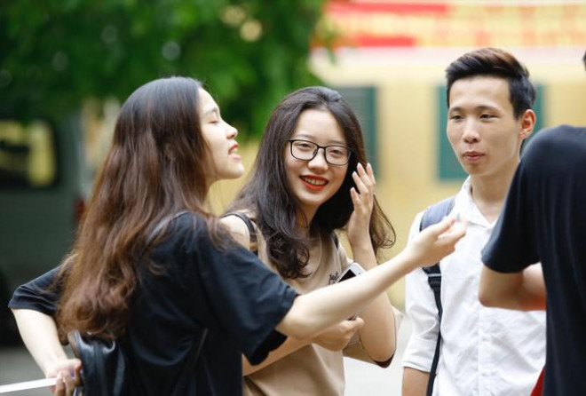 Có nên đem nội dung học online vào đề thi?