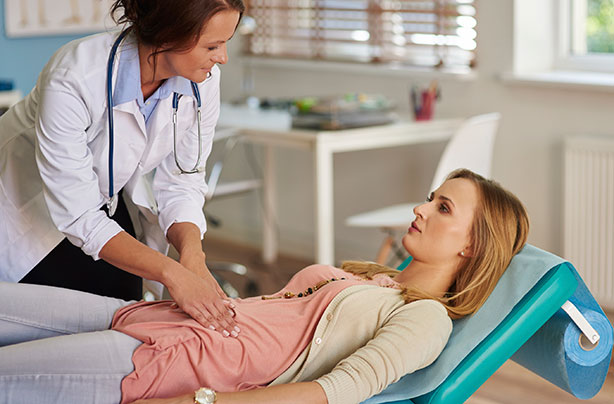 Cách nhận biết dấu hiệu thai lưu trong 3 tháng đầu thai kỳ để có cách xử lý kịp thời