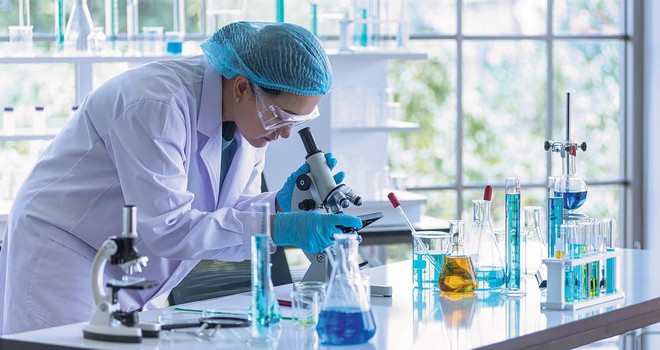 Dược học và Hóa dược là gì? So sánh sự khác nhau chi tiết