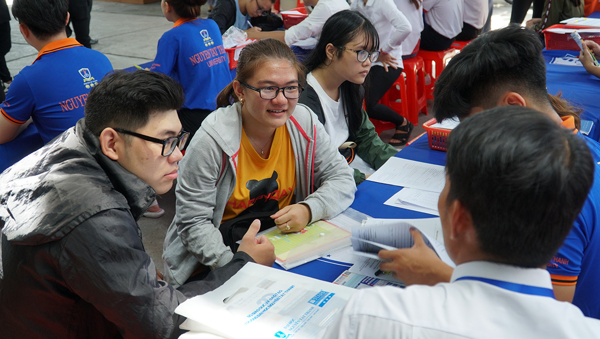 Hàng loạt ĐH cho nghỉ hết tháng 3, kế hoạch tuyển sinh có bị xáo trộn?