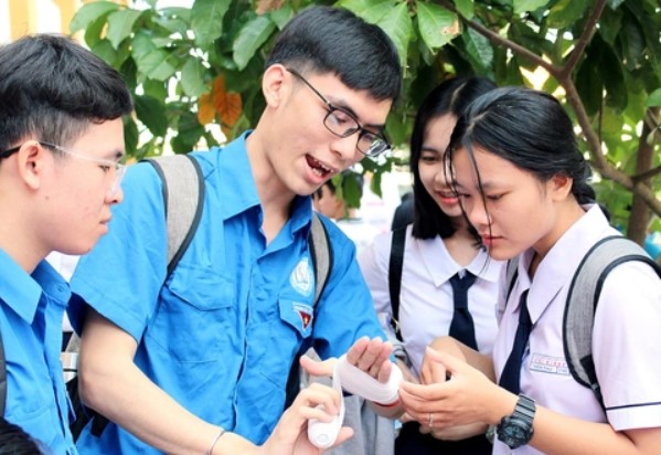 Học Y trường tư có tốt không? Phân tích bức tranh toàn diện