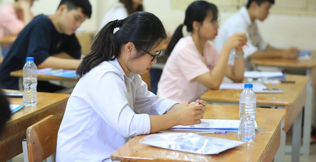 Lịch thi THPT Quốc gia 2020 không thay đổi, chia thí sinh thành 4 nhóm