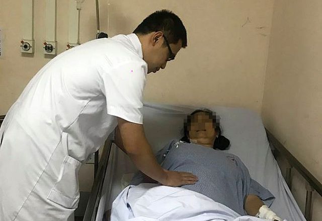 Một phụ nữ nhập viện suýt tử vong sau 41 ngày ăn chay với gạo lứt và muối vừng