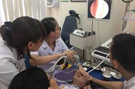 Sau khi ăn nhãn một bé trai đã rơi vào tình trạng sống thực vật