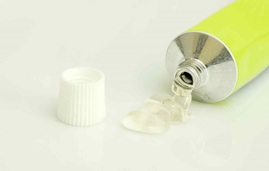 Sử dụng thuốc Differin để trị mụn có tốt không?