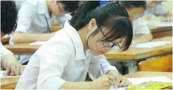 Thí sinh tại Lào Cai và Sơn La phải làm lại bài thi môn Ngữ văn do lỗi của giám thị