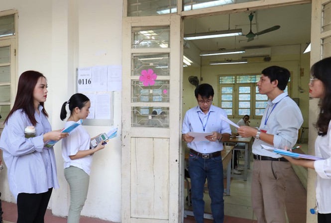 Thi tốt nghiệp THPT: Thí sinh đến muộn 15 phút sẽ không được thi