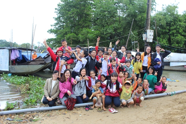 Tiết học ngoài nhà trường mang đến cho học sinh những trải nghiệm mới