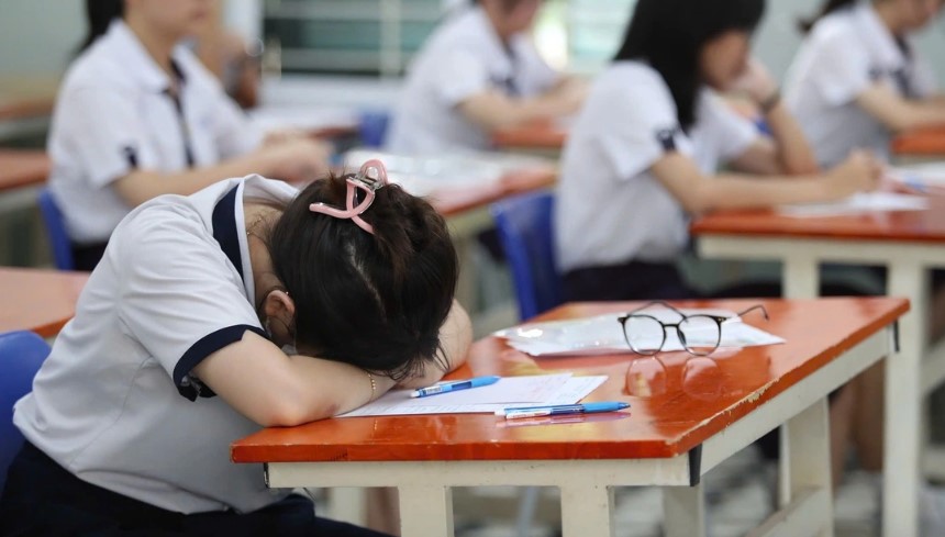 Trượt tốt nghiệp THPT là gì? Nguyên nhân và hướng xử lý