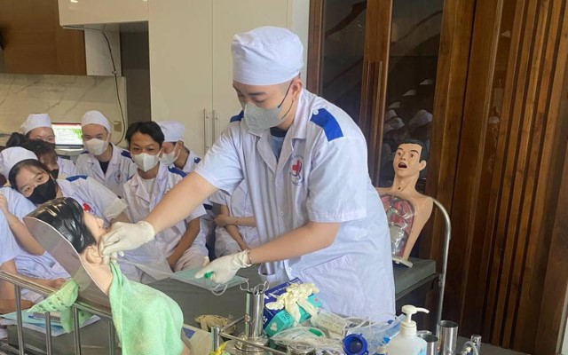 dao-tao-nganh-dieu-duong-hoc-nhung-mon-nao