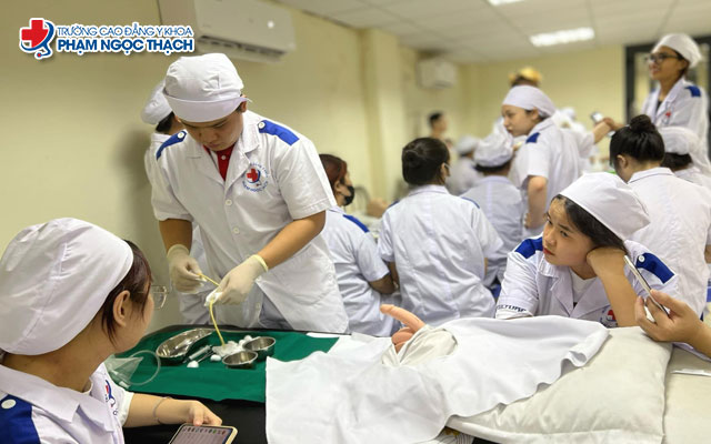 Cao đẳng điều dưỡng hạng mấy?