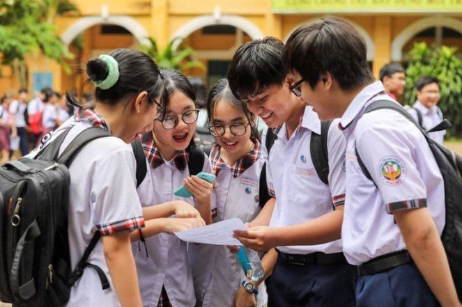 he-cao-dang-dieu-duong-nen-hoc-truong-nao