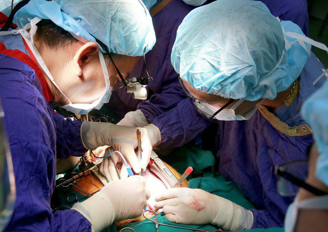 Ca mổ ghép tạng được tiến hành tại Bệnh viện Việt Đức