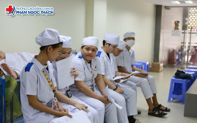 Những thông tin quan trọng cần biết khi học liên thông Điều dưỡng