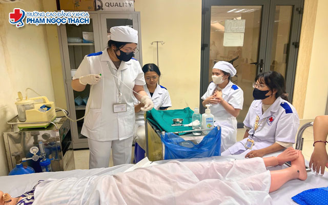 Lưu ý khi điền mã ngành trong hồ sơ tuyển sinh Cao đẳng