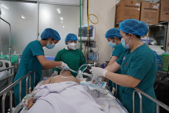 nhung-thuan-loi-va-kho-khan-cua-nganh-nghe-dieu-duong