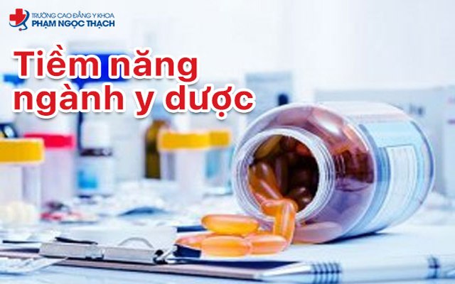 Sinh vi&ecirc;n ng&agrave;nh Y Dược sau khi ra trường sẽ c&oacute; rất nhiều cơ hội nghề nghiệp hấp dẫn chờ đ&oacute;n m&agrave; kh&ocirc;ng phải lo thất nghiệp