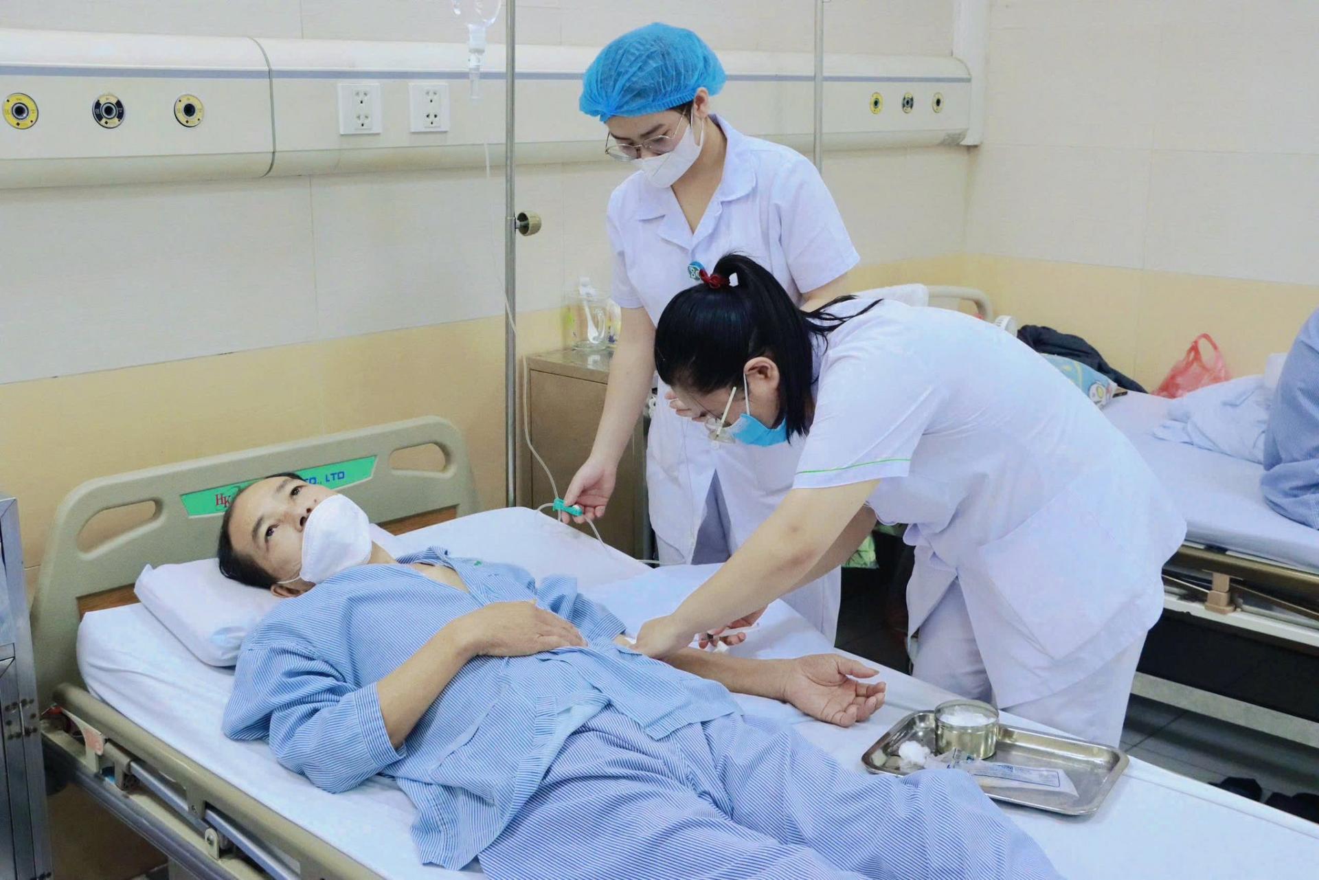 tot-nghiep-cao-dang-dieu-duong-can-co-bi-kip-gi-khi-di-xin-viec