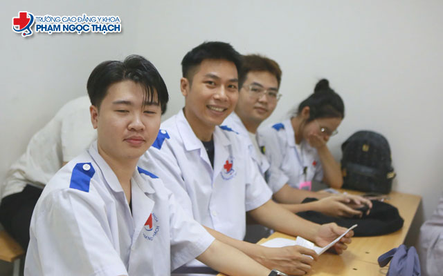 Y sĩ đa khoa liên thông lên Bác sĩ mất bao lâu?