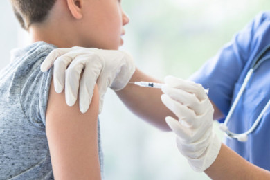 Những phản ứng trẻ có thể gặp sau tiêm vắc xin Covid-19
