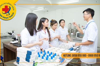 Cao đẳng Dược học mấy năm? Thời gian có linh hoạt không?